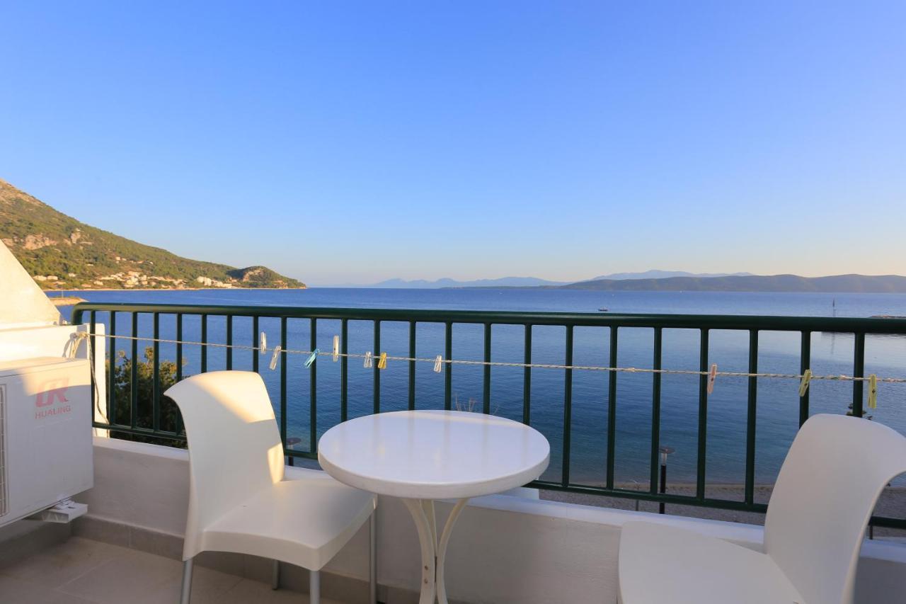 Apartments By The Sea Igrane, Makarska - 6653 Luaran gambar