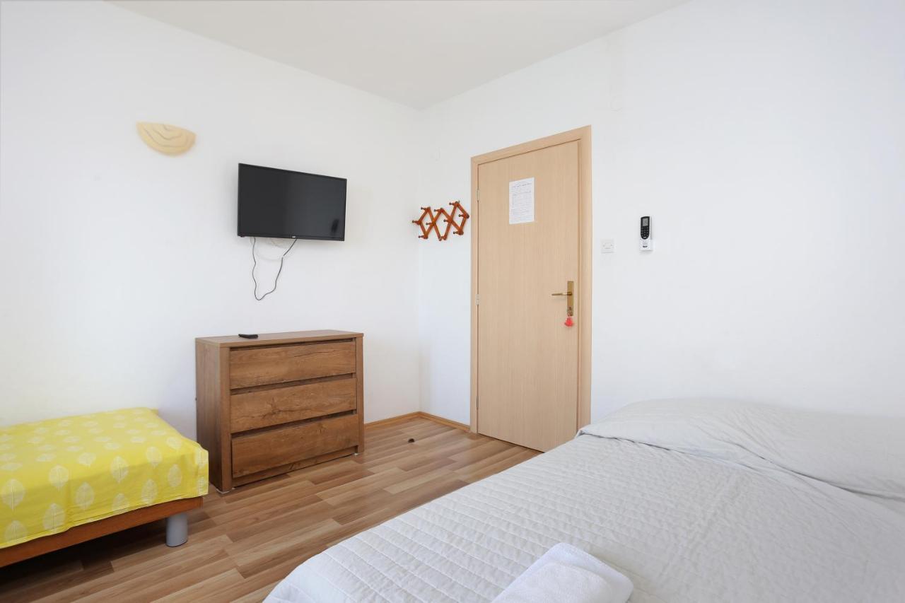Apartments By The Sea Igrane, Makarska - 6653 Luaran gambar