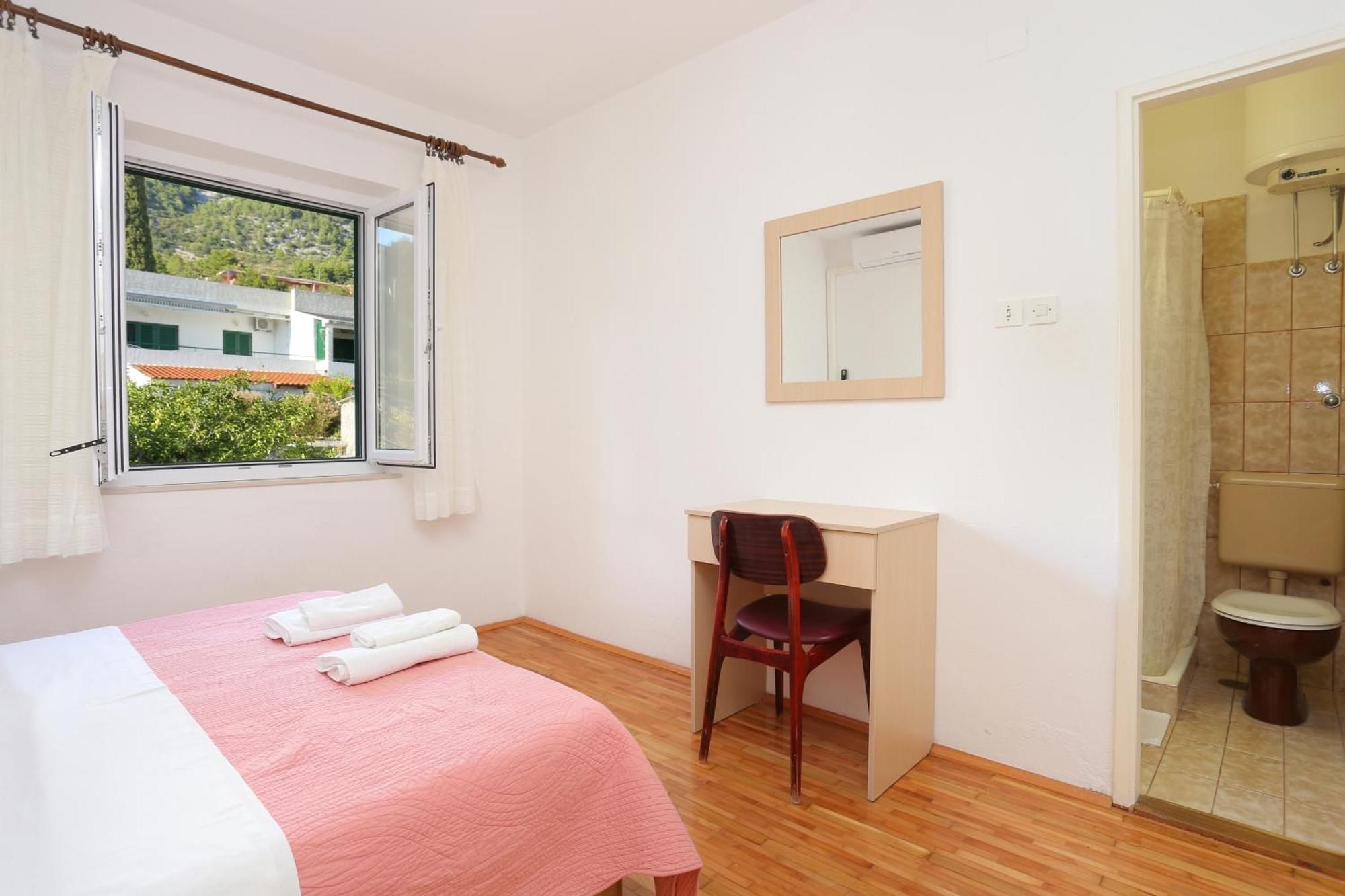 Apartments By The Sea Igrane, Makarska - 6653 Bilik gambar
